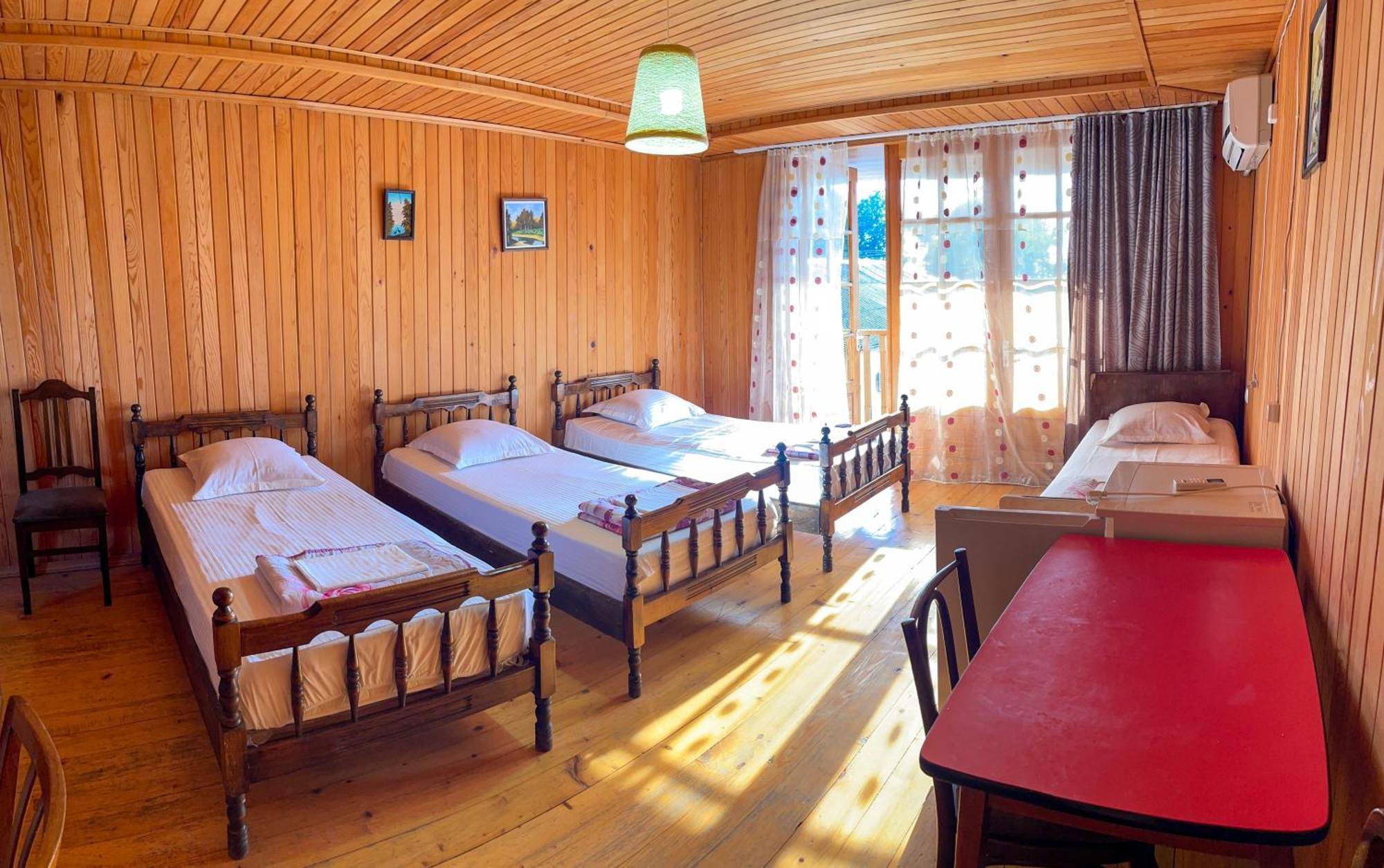 Guesthouse On Agmashenebeli 328 Kobuleti Exterior photo
